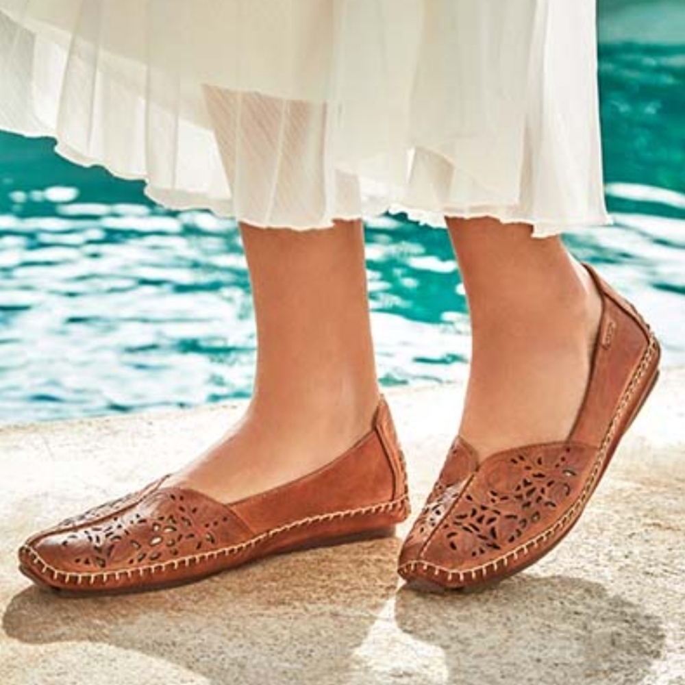 PIKOLINOS Jerez Leather Flats